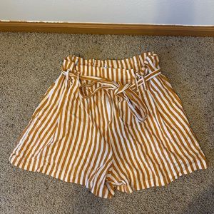 Brand: Blue Rain by Francesca’s. Size: L. Color: Orange and white.